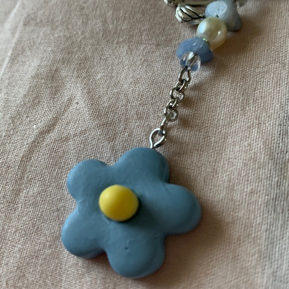 Handmade blue swan flower Keychain - Picture 4 of 6